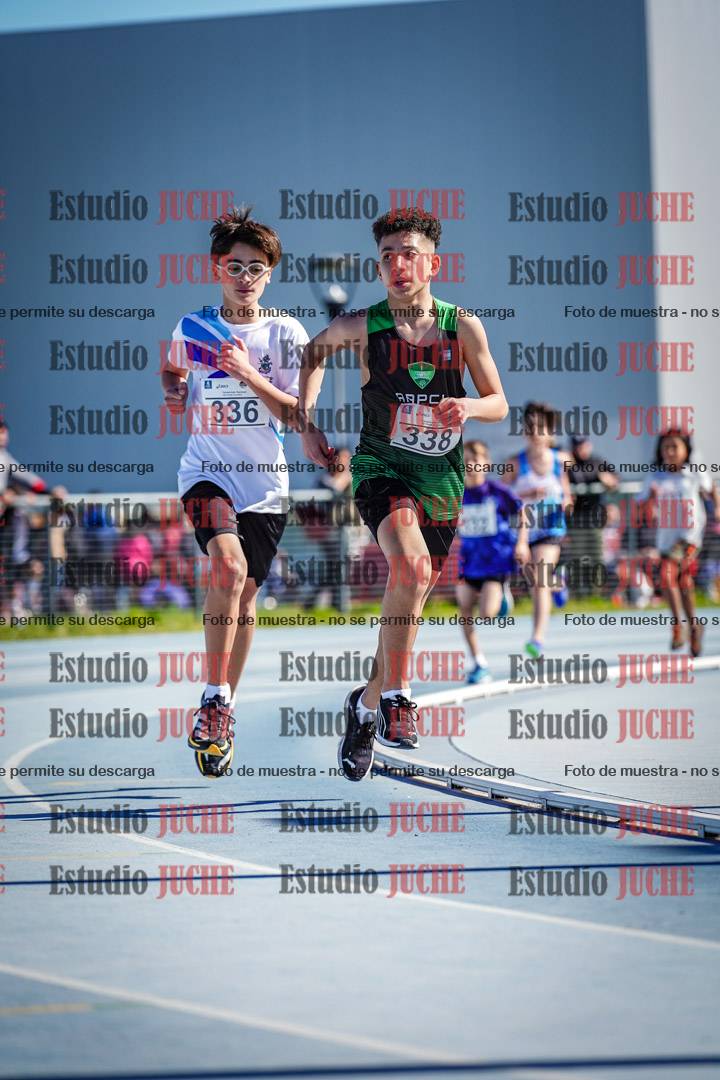 Fotos de los 1000 m llanos de varones