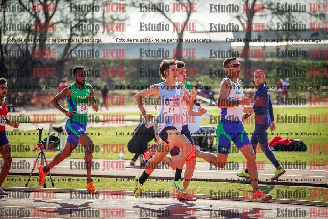 Fotos de los 1500 m llanos de varones