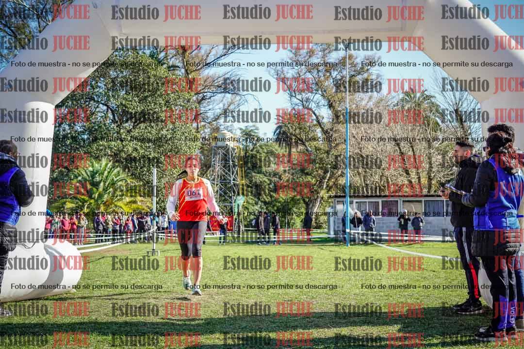 Fotos de la llegada del cross de 3000 m