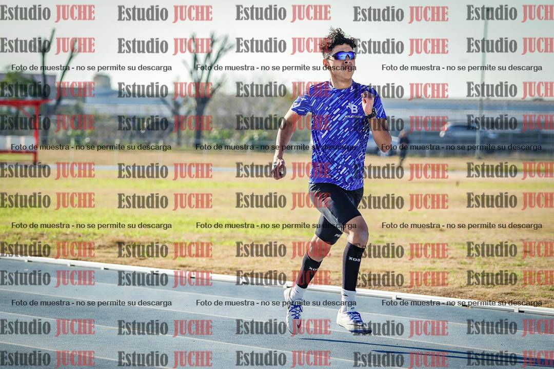 Fotos de los 400 m llanos de varones