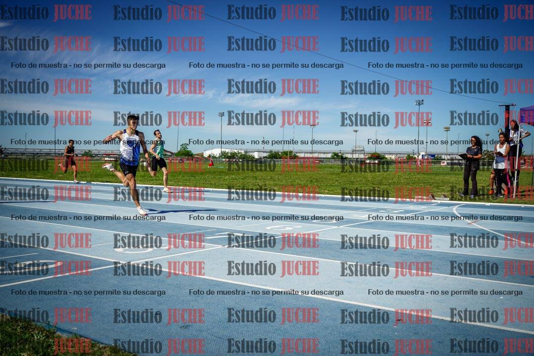 Fotos de los 400 m llanos de varones