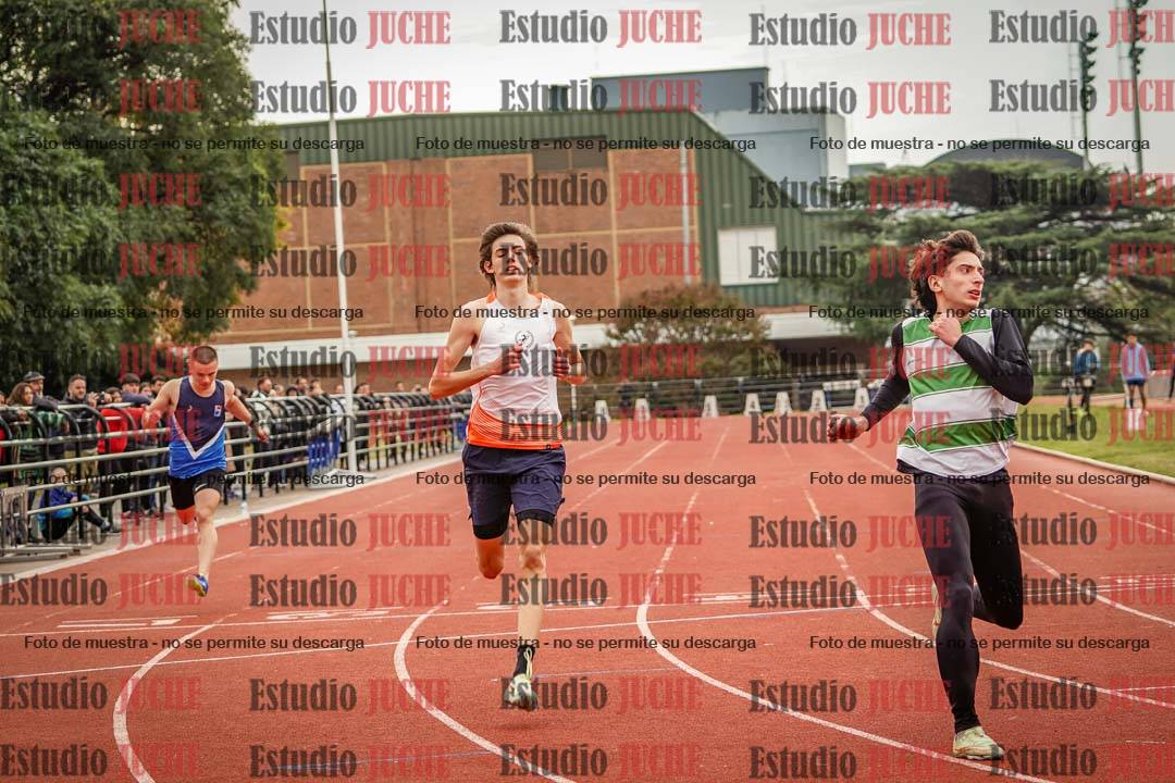 Fotos de los 200 m llanos de varones