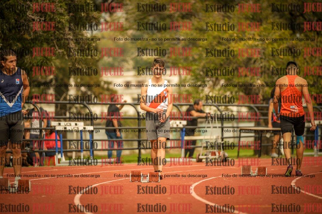 Fotos de los 200 m llanos de varones