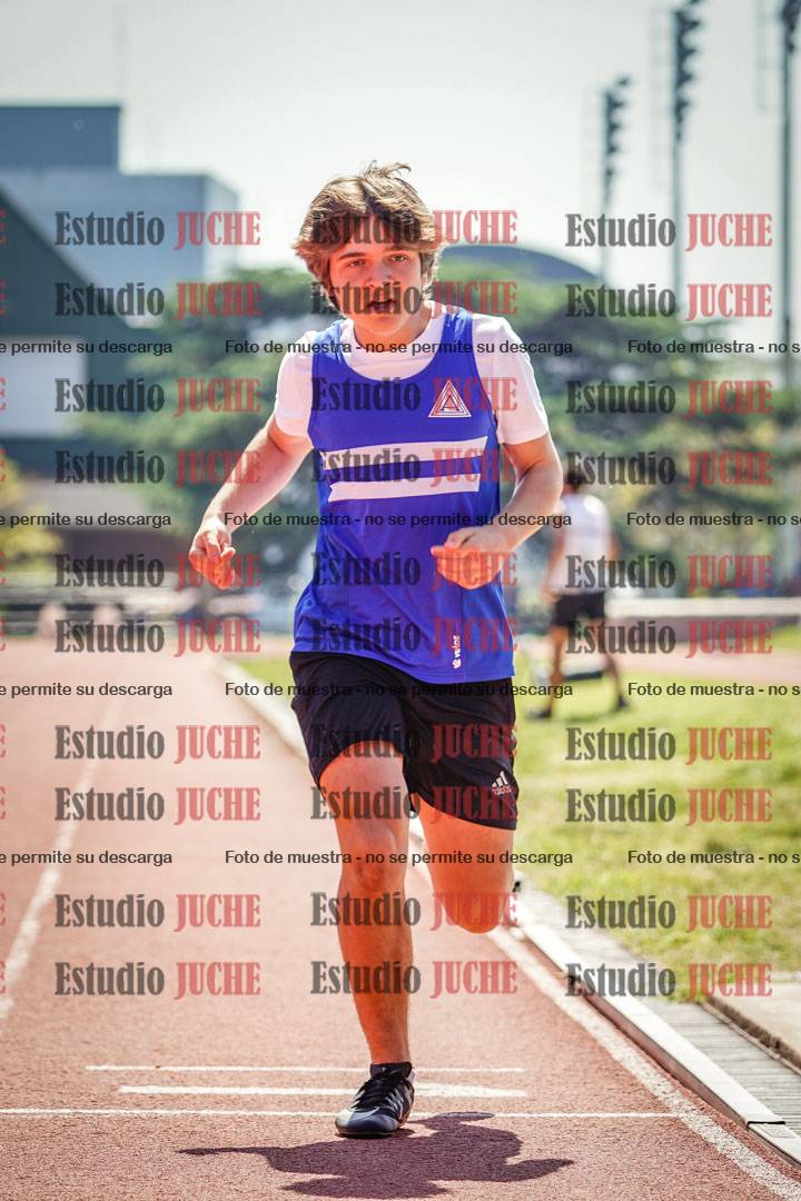 Fotos de los 600 m llanos de varones - octatlón