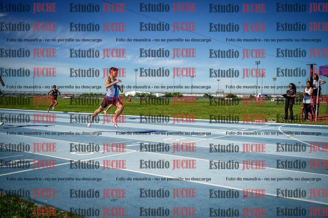 Fotos de los 400 m llanos de varones