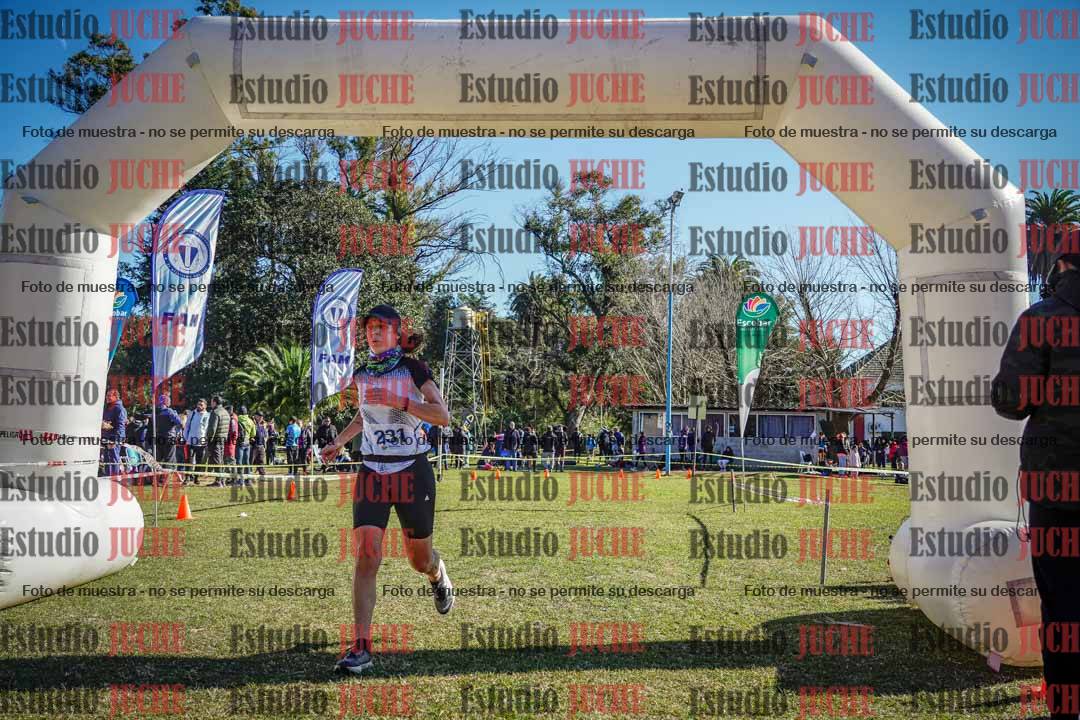 Fotos de la llegada del cross de 6000 m