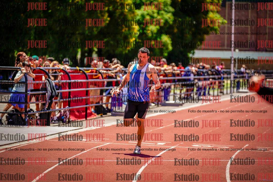 Fotos de los 400 m con vallas de varones