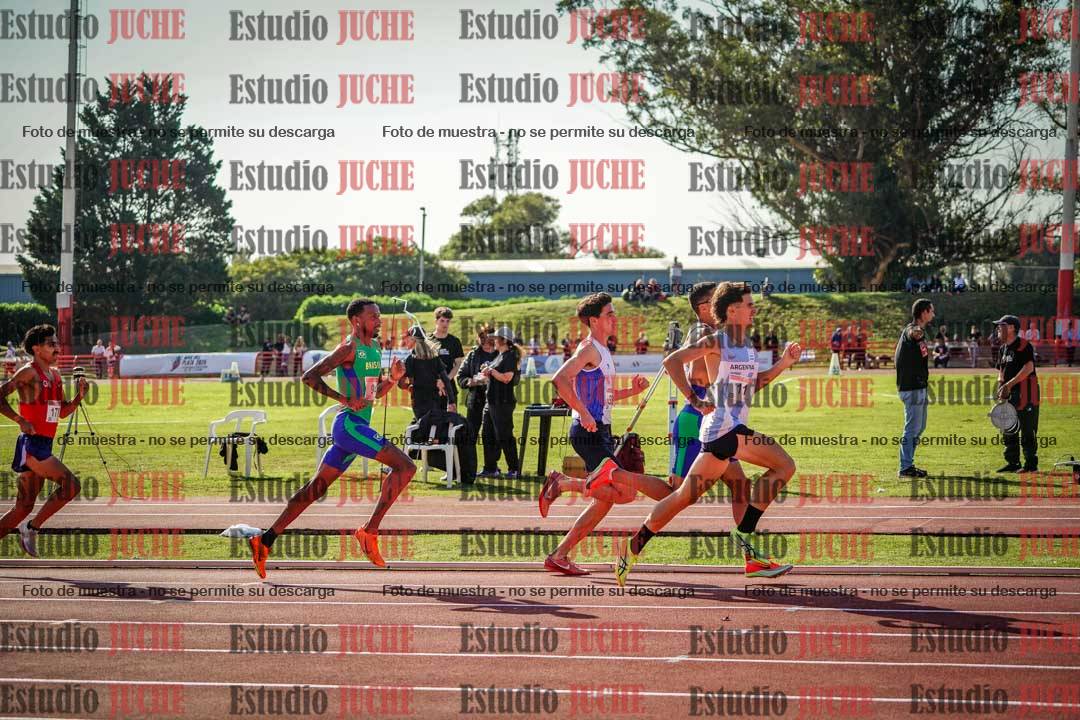 Fotos de los 1500 m llanos de varones