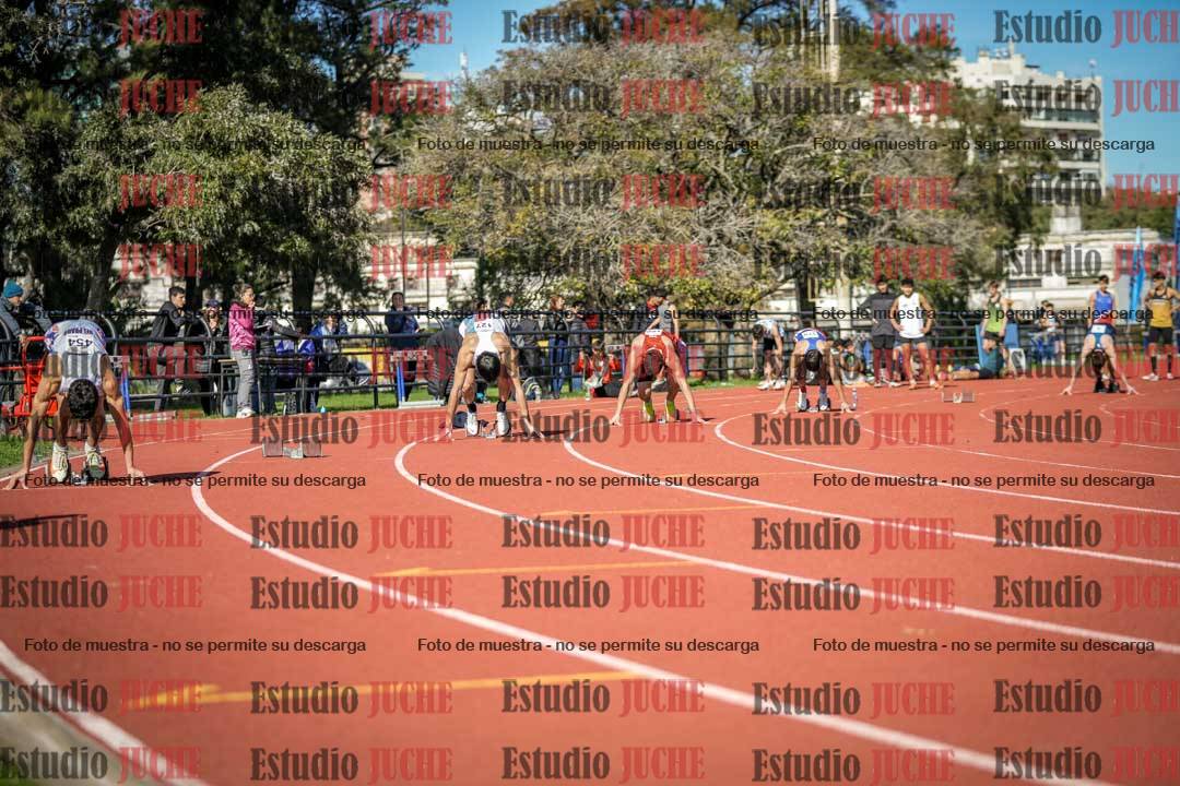 Fotos de los 200 m llanos de varones
