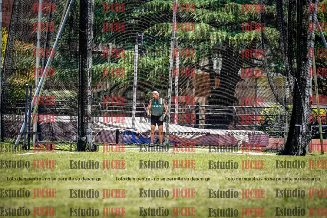 Fotos del lanzamiento de martillo de varones
