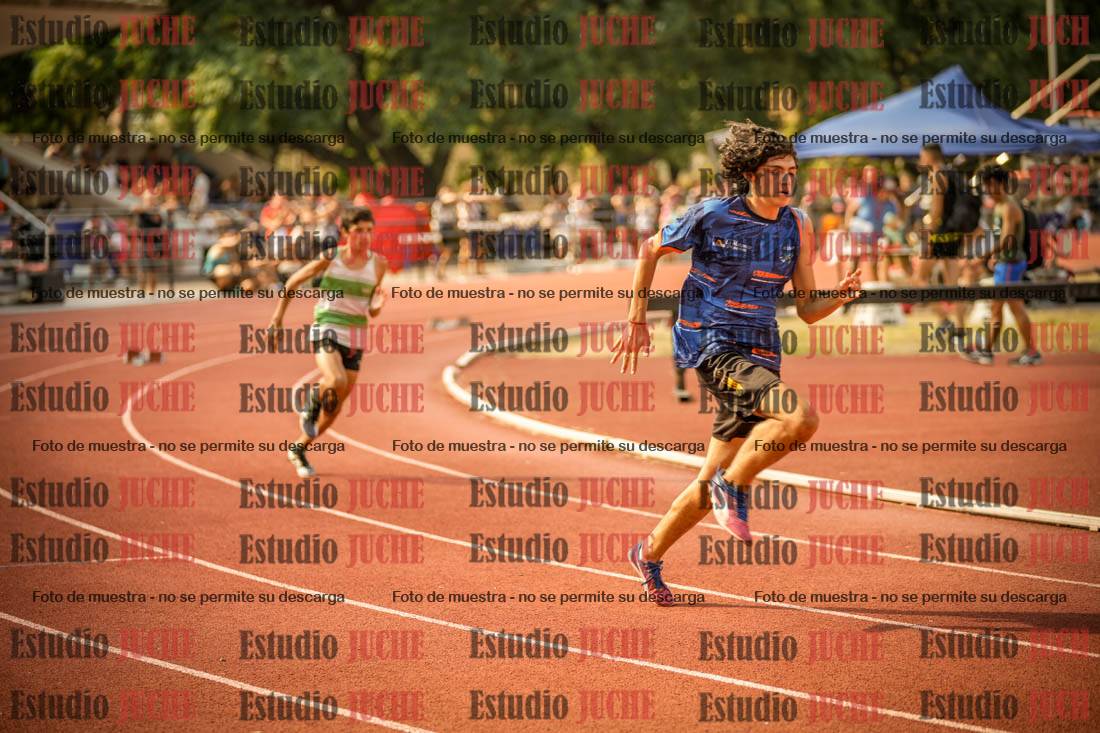 Fotos de los 400 m llanos de varones