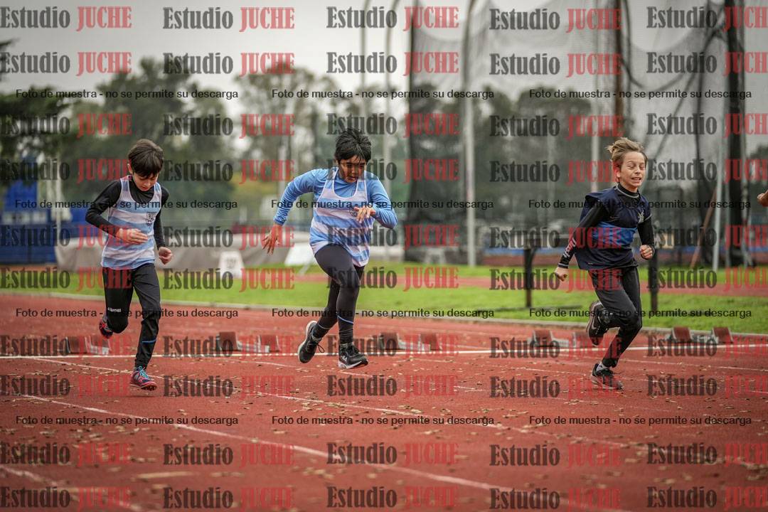 Fotos de los 50 m llanos de varones