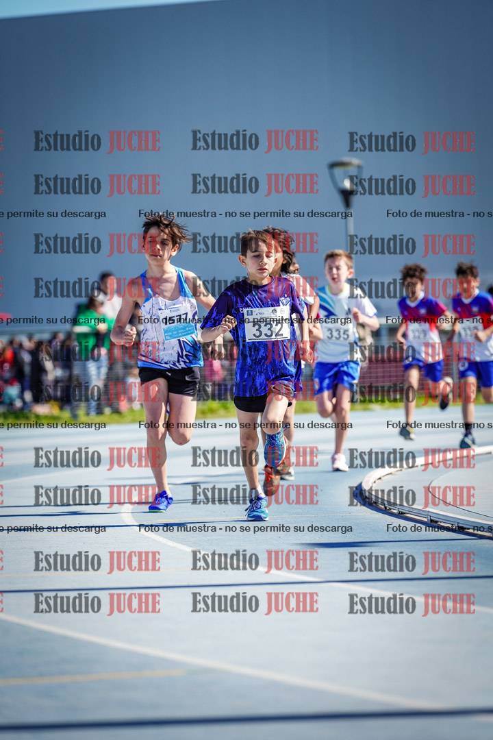 Fotos de los 1000 m llanos de varones