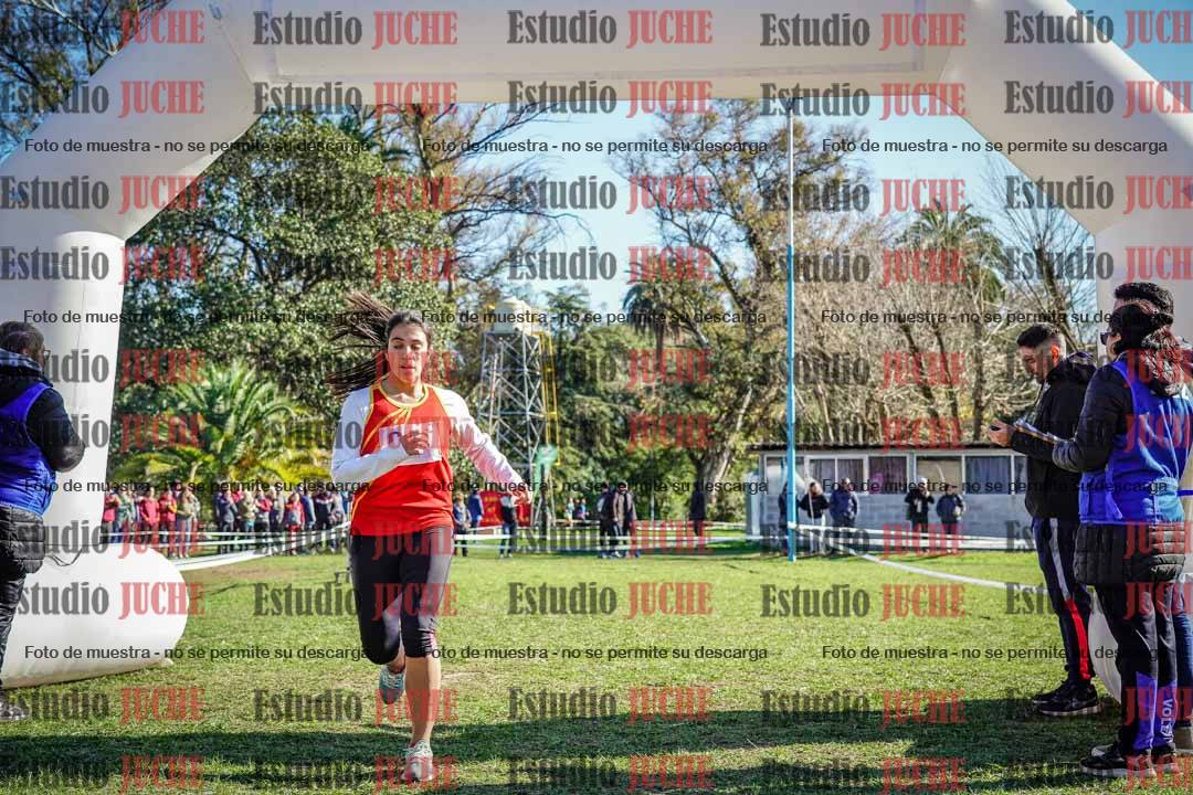 Fotos de la llegada del cross de 3000 m