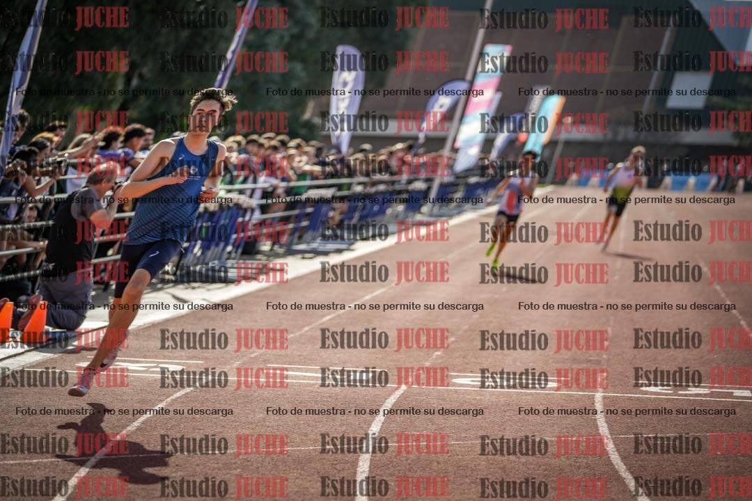 Fotos de los 400 m llanos de varones