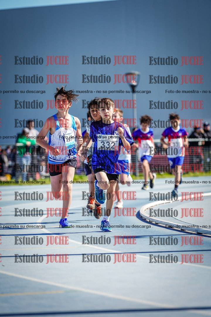 Fotos de los 1000 m llanos de varones