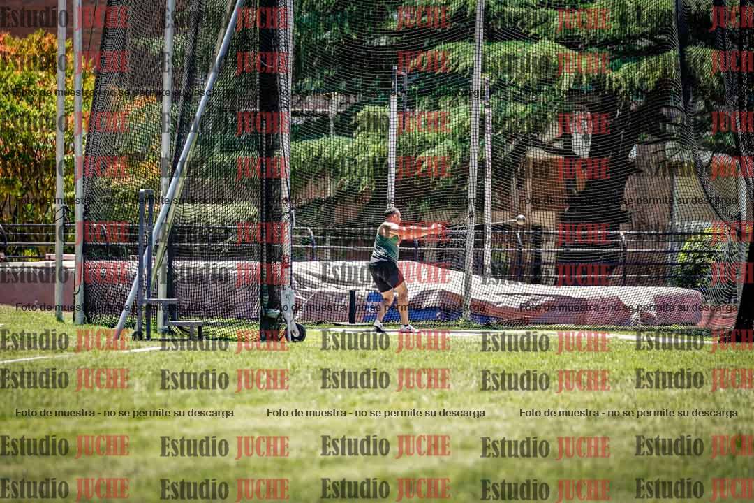 Fotos del lanzamiento de martillo de varones