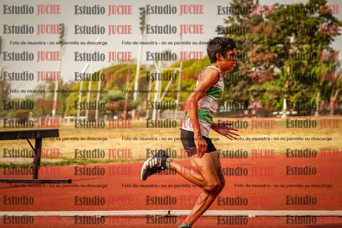 Fotos de los 400 m llanos de varones