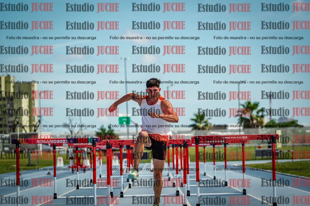 Fotos de los 60 m con vallas de varones
