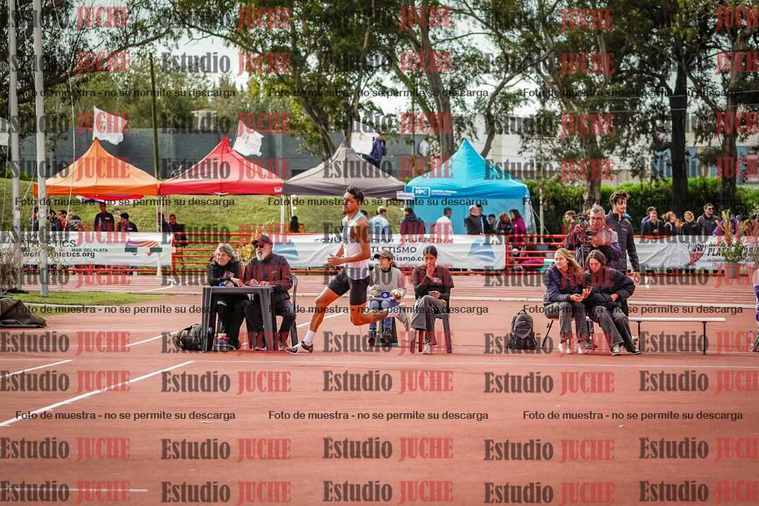 Fotos del salto en alto de varones - FINAL
