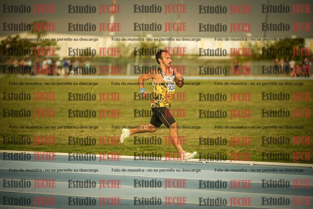 Fotos de los 1000 m llanos de varones