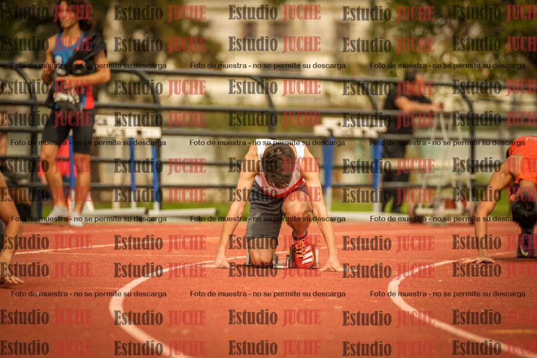 Fotos de los 200 m llanos de varones