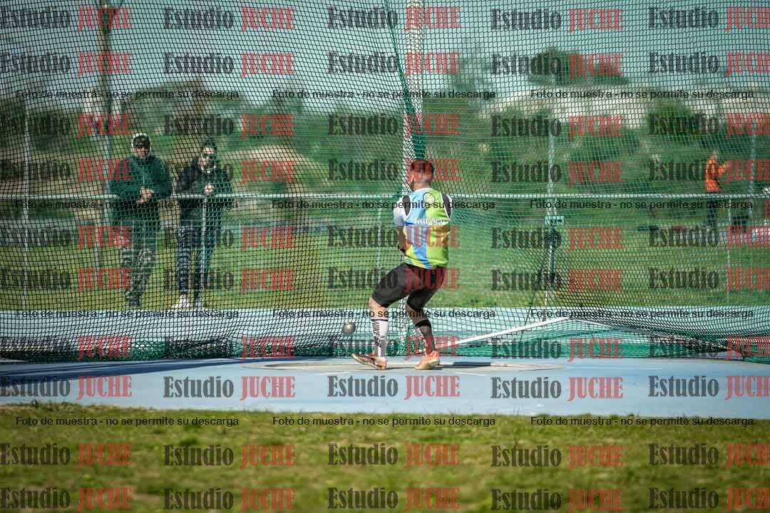 Fotos del lanzamiento de martillo de varones