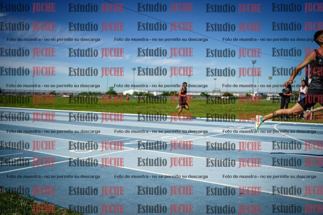 Fotos de los 400 m llanos de varones