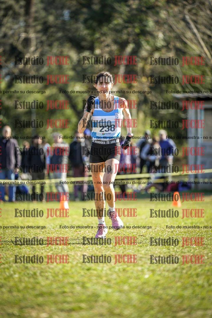 Fotos de la llegada del cross de 6000 m