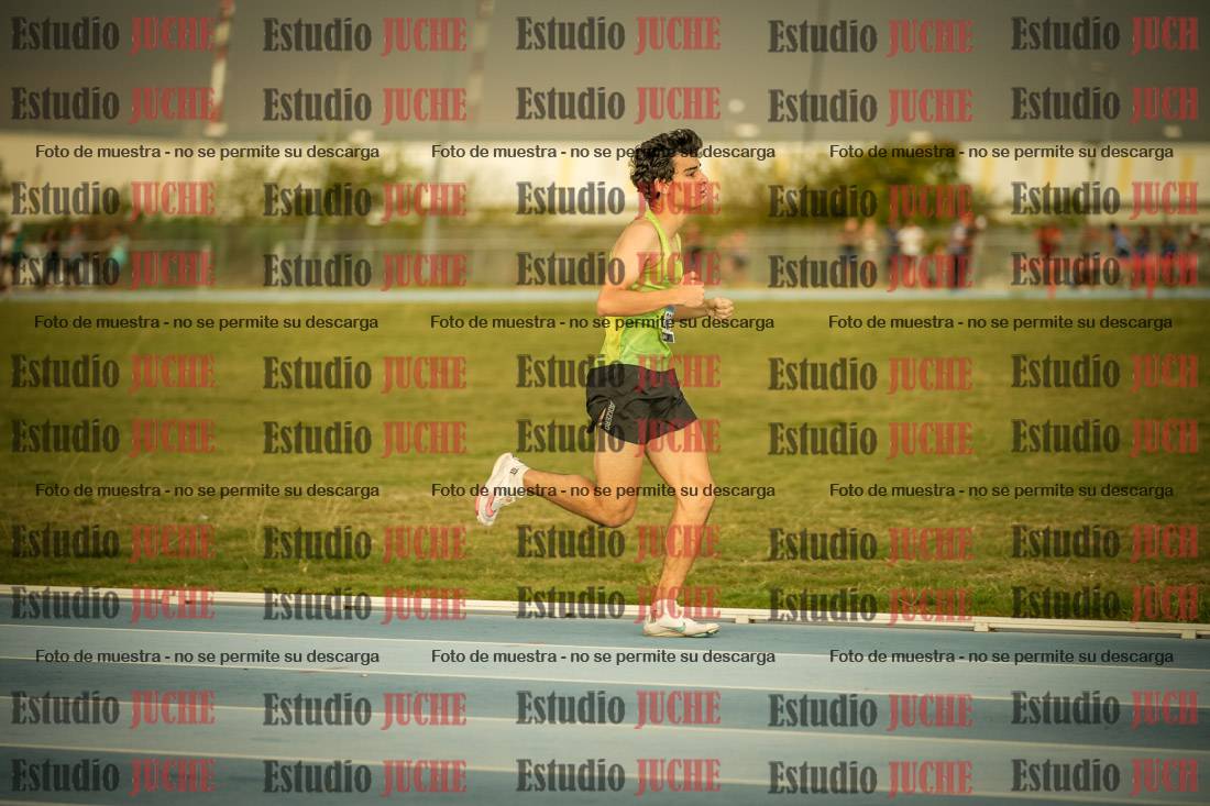 Fotos de los 1000 m llanos de varones