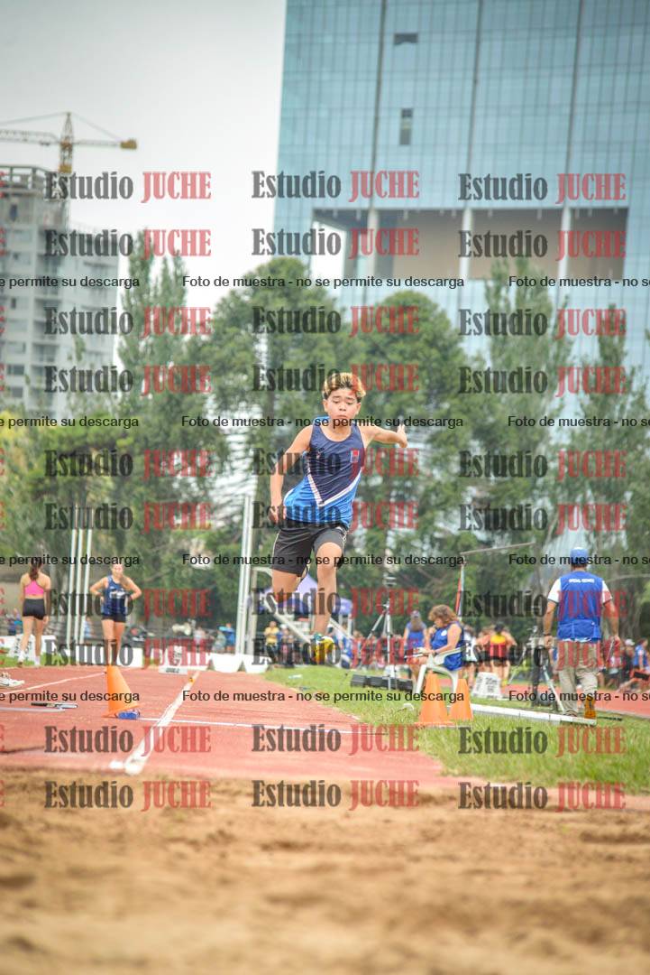 Fotos del salto triple - tabla de 8 y 10