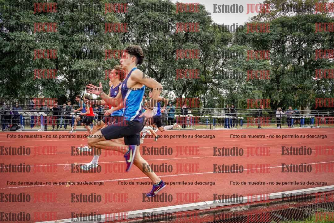Fotos de los 100 m llanos de varones