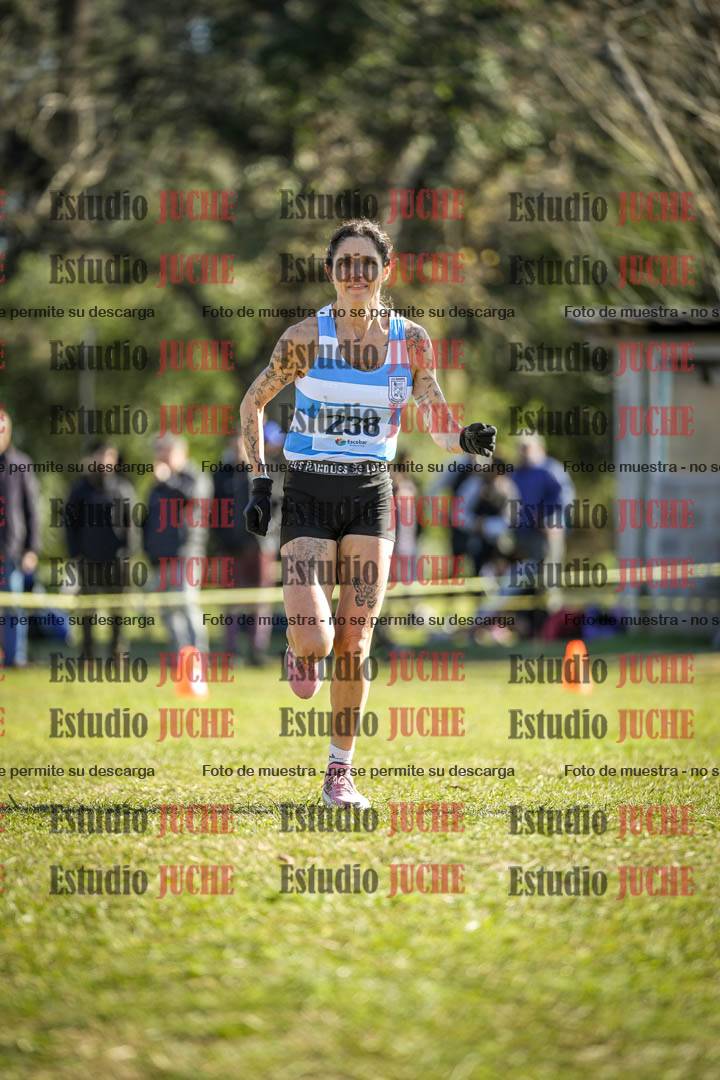 Fotos de la llegada del cross de 6000 m