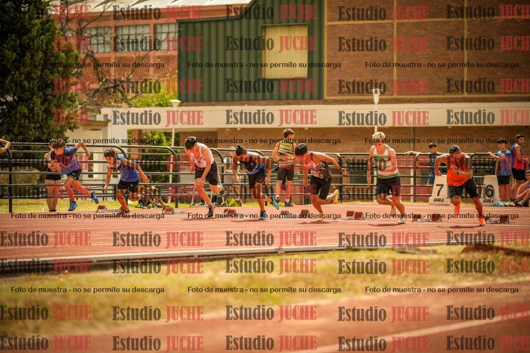 Fotos de los 100 m llanos de varones