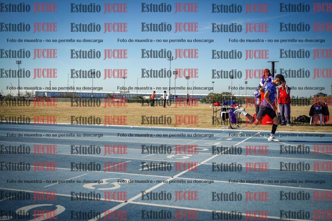 Fotos de los 400 m llanos de varones