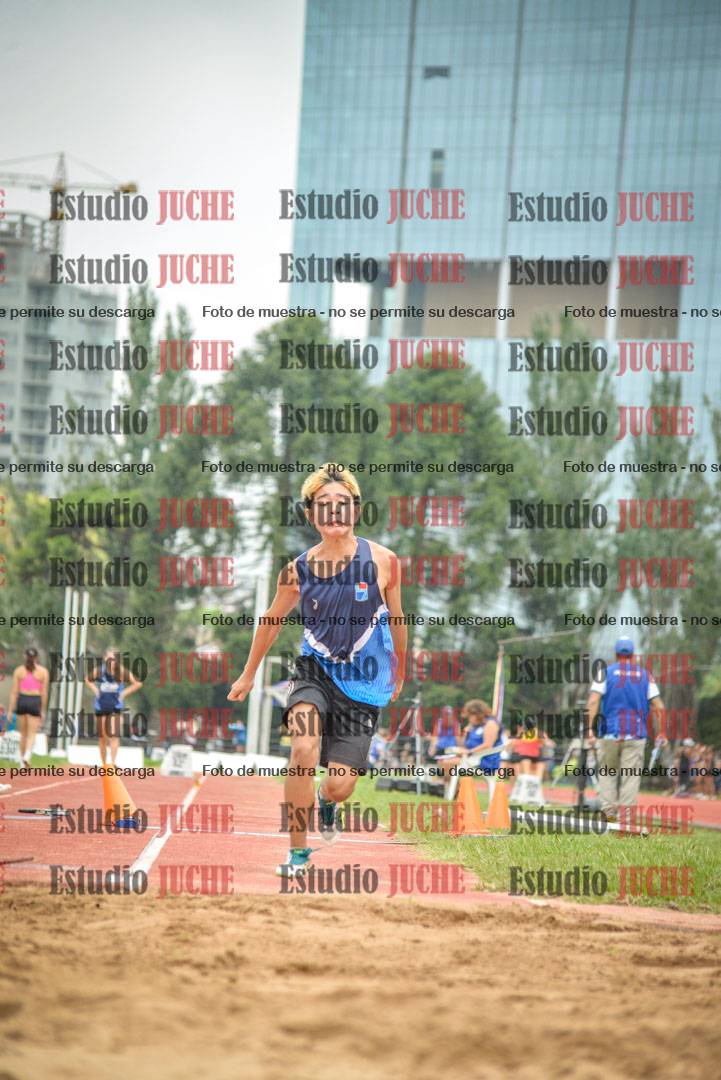 Fotos del salto triple - tabla de 8 y 10