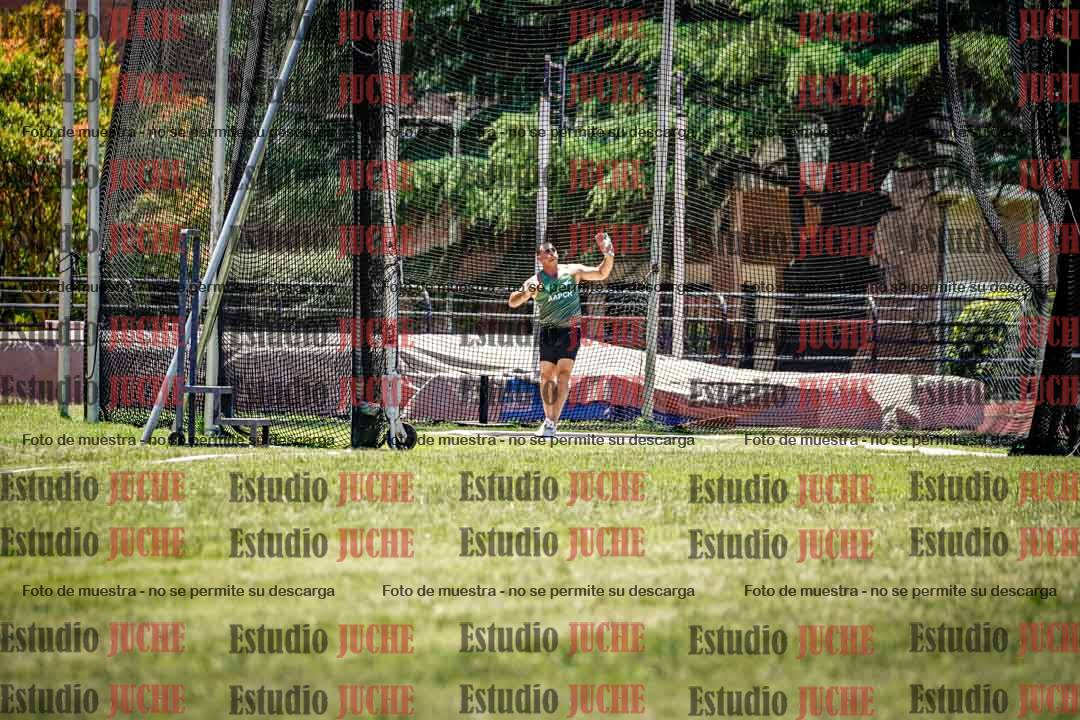 Fotos del lanzamiento de martillo de varones