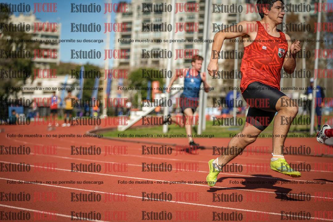 Fotos de los 200 m llanos de varones