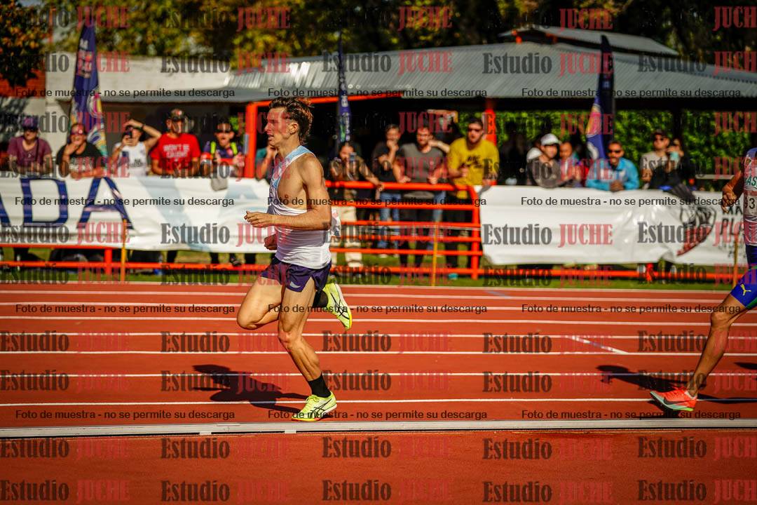 Fotos de los 1500 m llanos de varones