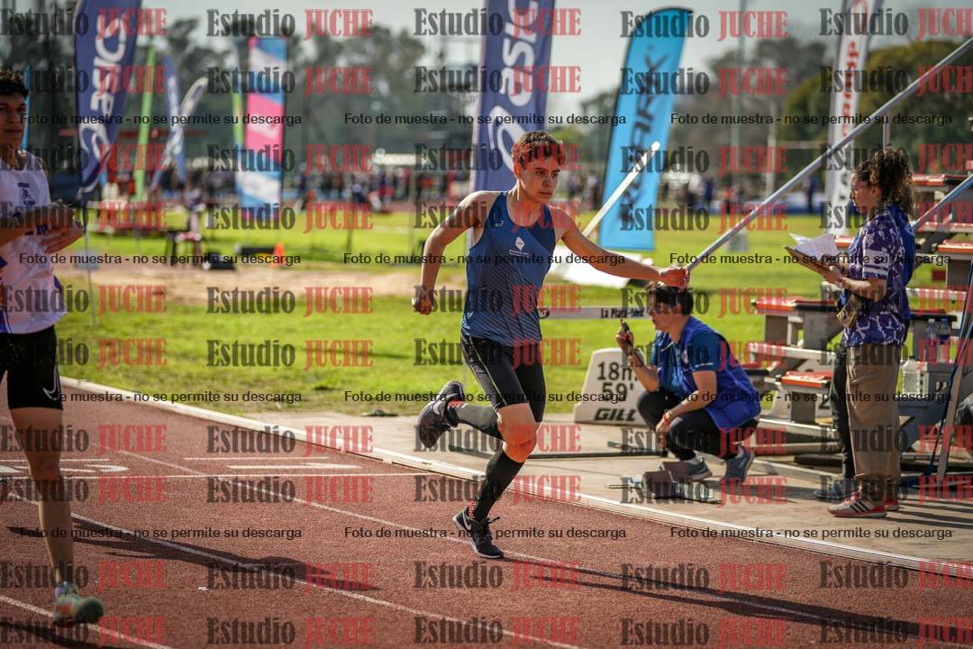 Fotos de los 400 m llanos de varones