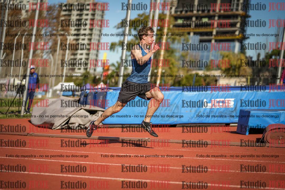 Fotos de los 200 m llanos de varones