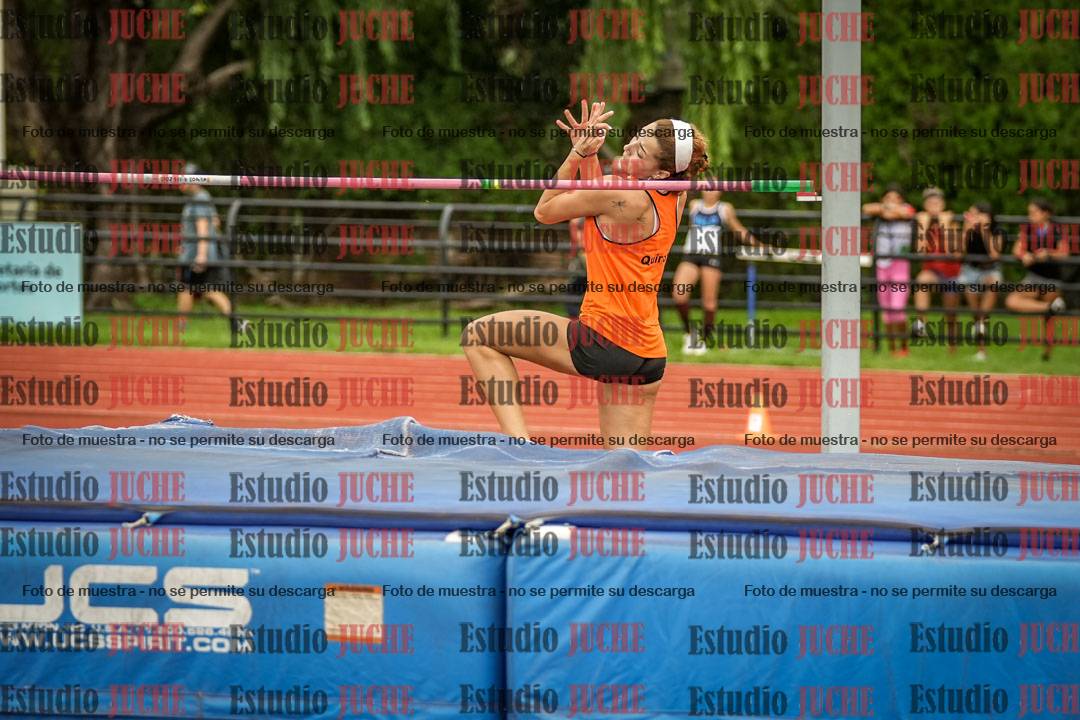 Fotos del salto en alto - grupo 2