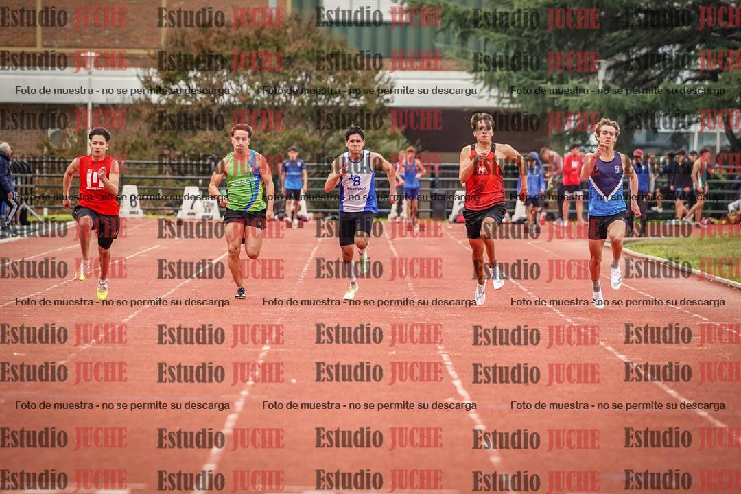 Fotos de los 100 m llanos de varones