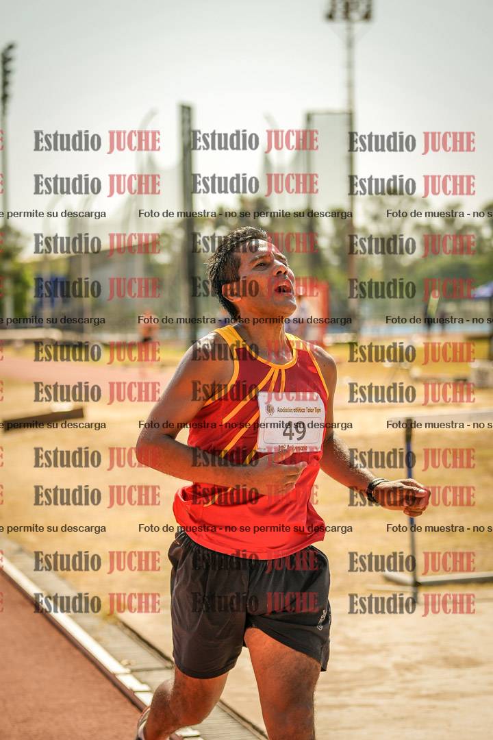 Fotos de los 3000 m llanos de varones