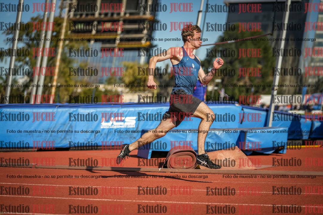Fotos de los 200 m llanos de varones
