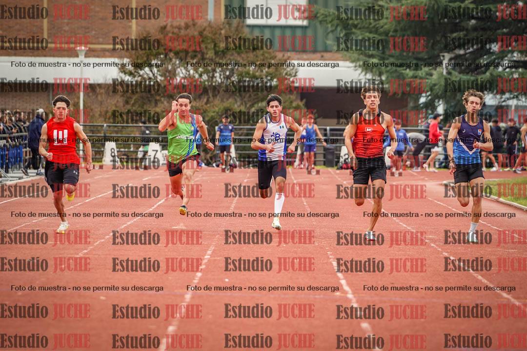Fotos de los 100 m llanos de varones