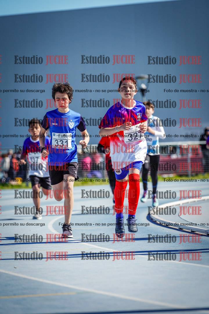 Fotos de los 1000 m llanos de varones