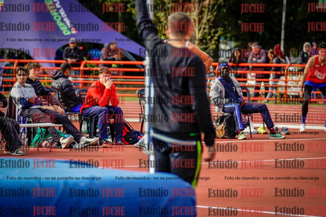 Fotos del salto en alto de varones - FINAL