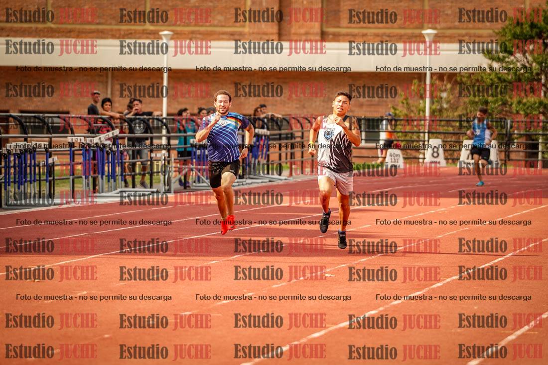 Fotos de los 400 m llanos de varones