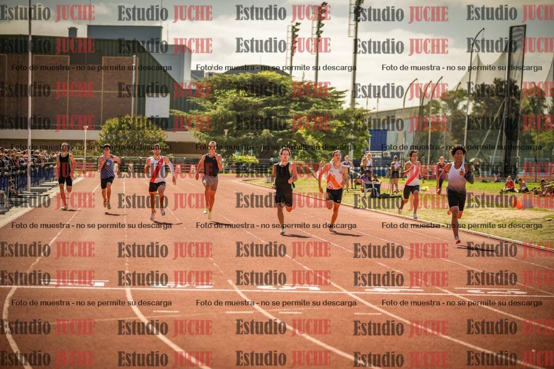 Fotos de los 400 m llanos de varones